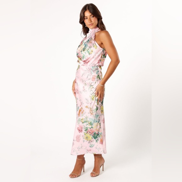 Petal & pup stain mock neck floral midi dress nwot - Picture 2 of 7